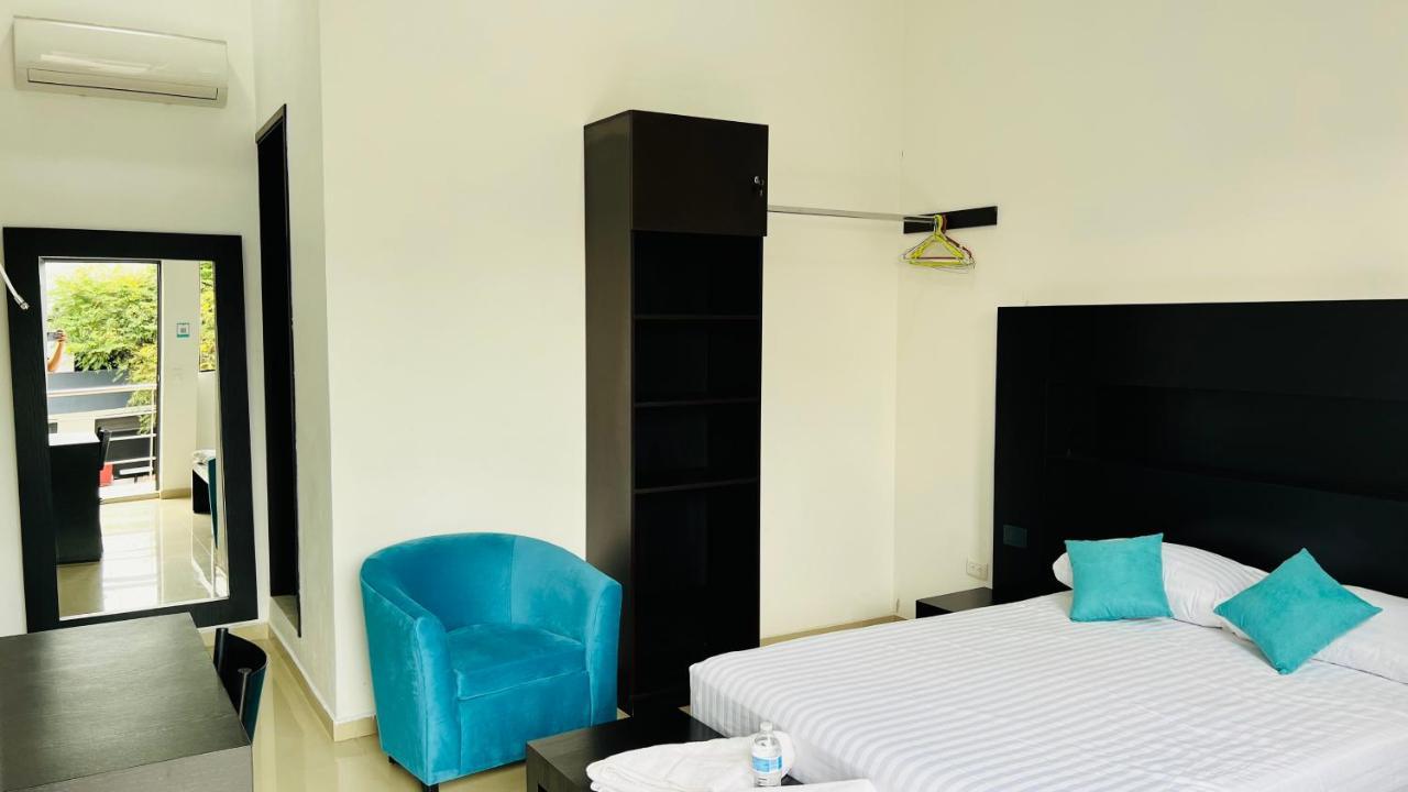 Hotel Villa Pralaya จูเตเปค ภายนอก รูปภาพ