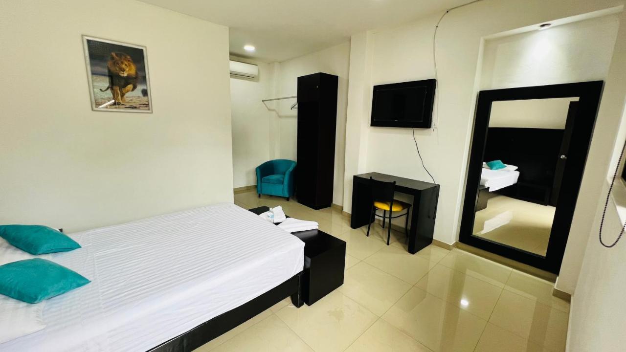 Hotel Villa Pralaya จูเตเปค ภายนอก รูปภาพ
