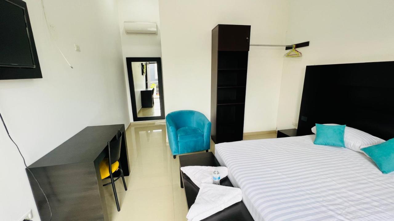 Hotel Villa Pralaya จูเตเปค ภายนอก รูปภาพ